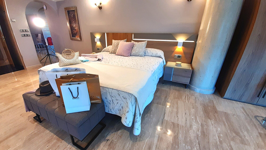 Bedroom 3, Hotel Nueva Plaza, Cantabria