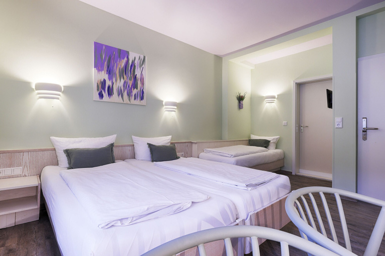 Bedroom 3, homie hotel kunterbunt, Würzburg