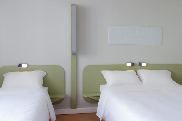 Room 1