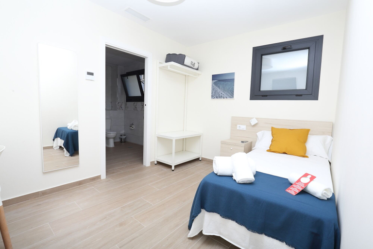 Bedroom 2, Hostal Palmones, Cádiz