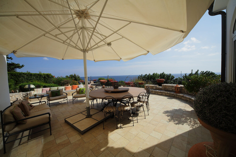 Food & Drinks, Villa Degli Dei, Lecce