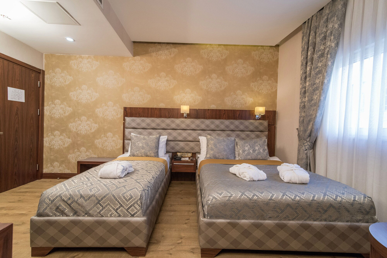 Bedroom 4, MidMar Deluxe Hotel, Bahçelievler