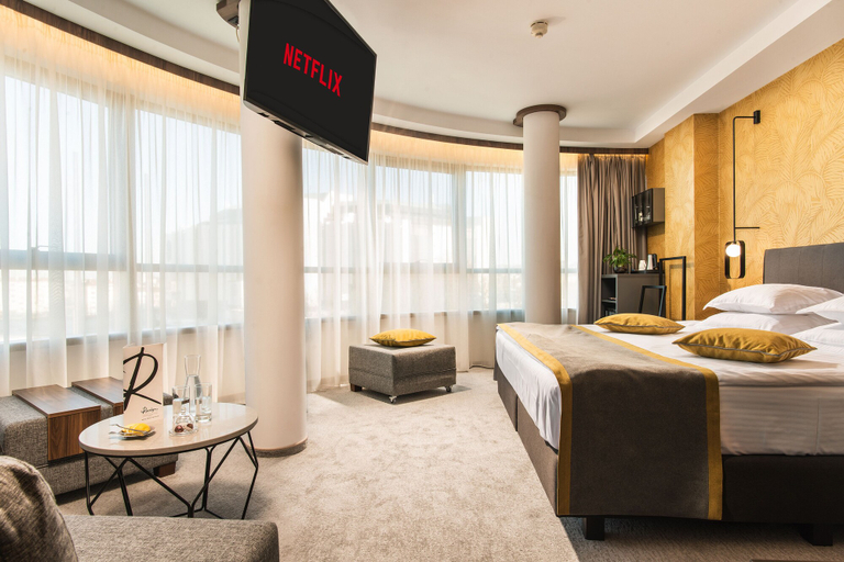 Bedroom 3, Rosslyn Central Park Hotel, Stolichna