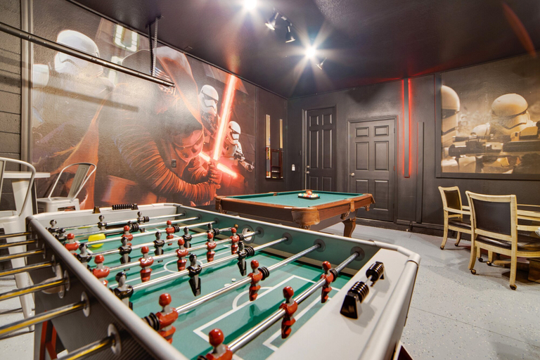 Food & Drinks 5, 9 BD 6.5 BH With Pool, Spa and GR, Osceola