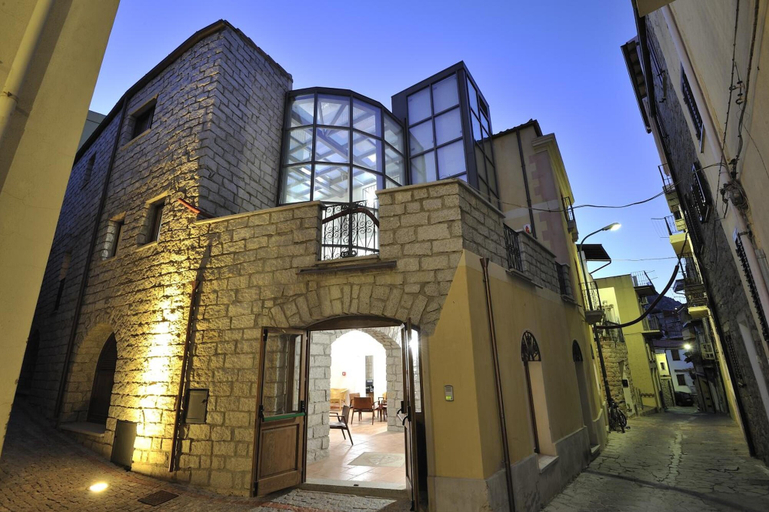 Exterior & Views 2, Hotel Antica Posada, Ogliastra