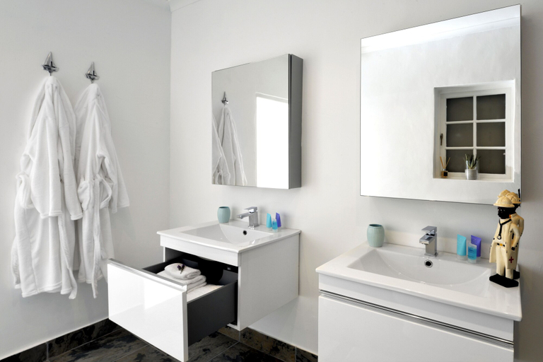 Bathroom 5, Mirabelle Guesthouse, Cape Winelands