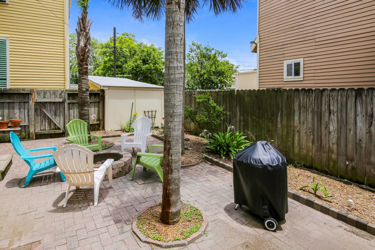 Others 4, Ellie's Island Retreat, Galveston