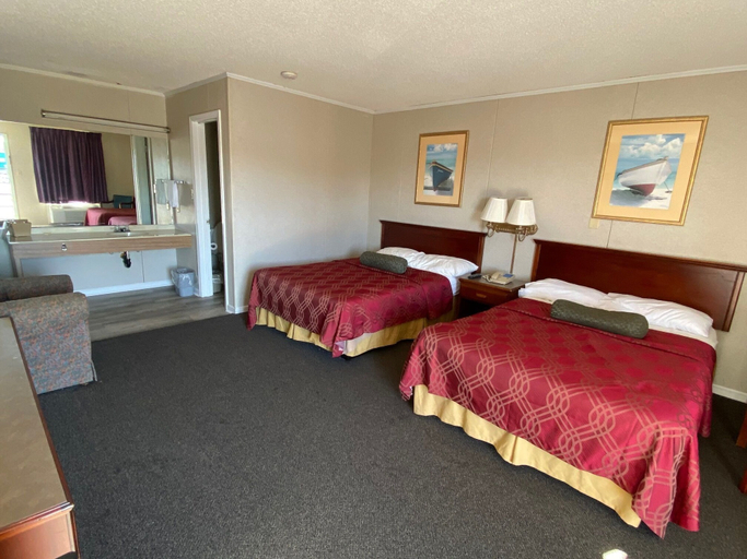 Bedroom 2, Sherwood Motel, Craven