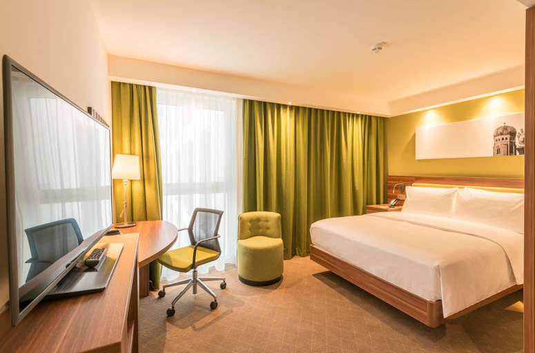 Bedroom 3, Hampton by Hilton Munich City West, München