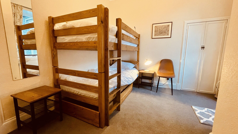 Bedroom 2, Moffat Independent Hostel, Dumfries and Galloway