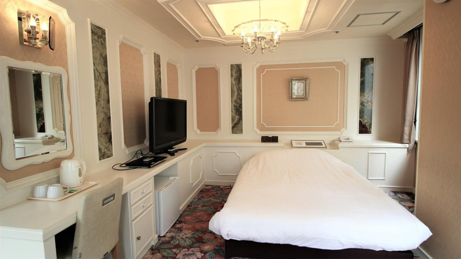 Bedroom 2, Royal Hotel Shinokubo, Shinjuku