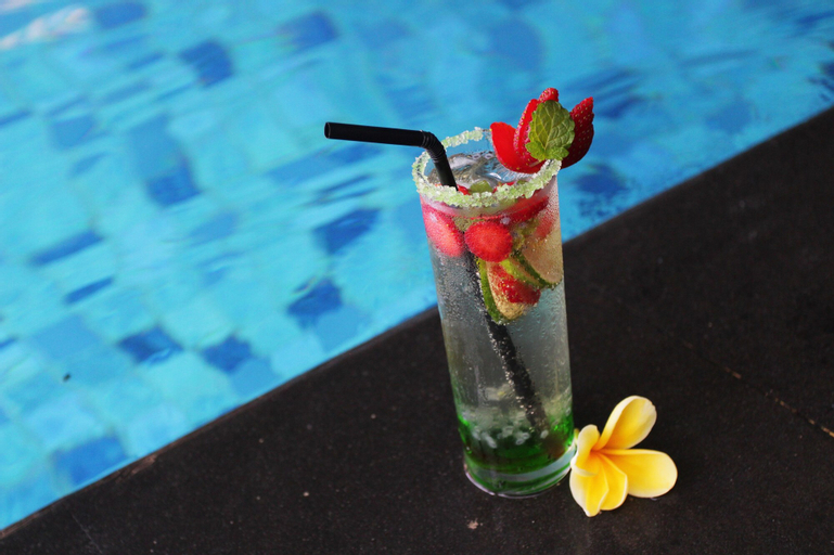 Food & Drinks 28