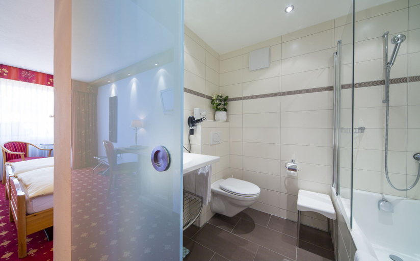 Bathroom 4, Hotel Excelsior, Visp