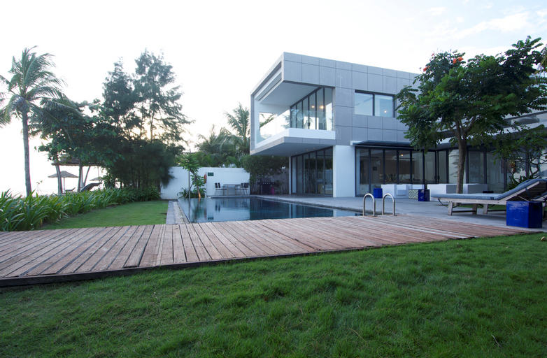 Beachfront 5BR Villa 1000m2 Sanctuary Ho Tram, Xuyên Mộc
