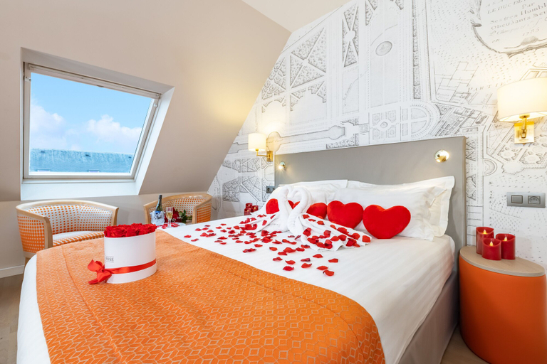 Bedroom 3, Hôtel Montbriand Antony, Hauts-de-Seine