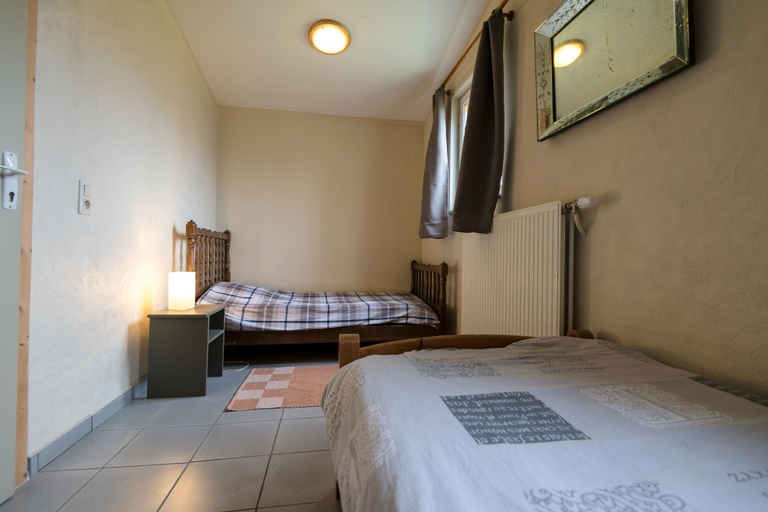 Bedroom 2, Gîte Les Trois Voisins, Namur