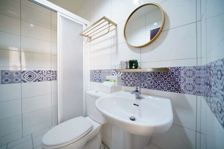 Bathroom 5, Tainan Sleepie Inn, Tainan