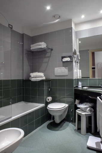 Bathroom 5, La Meridiana Bleisure Hotel, Perugia