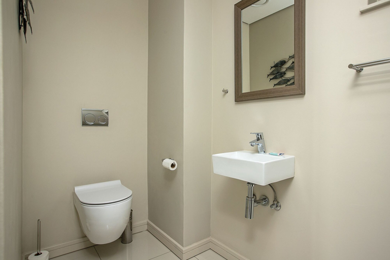 Bathroom 3, The Tyrwhitt Unit 308, City of Johannesburg