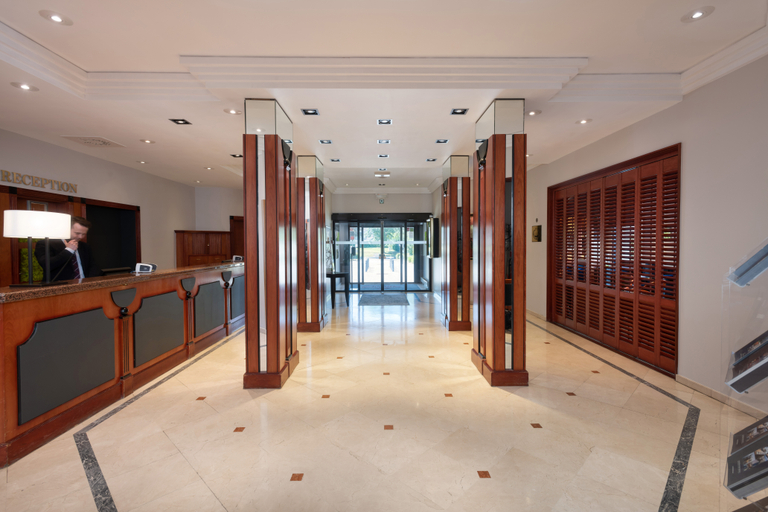 Public Area 4, Van der Valk Waterloo, Brabant Wallon