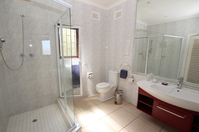 Bathroom 4, Wailana Beach Lodge, Ugu