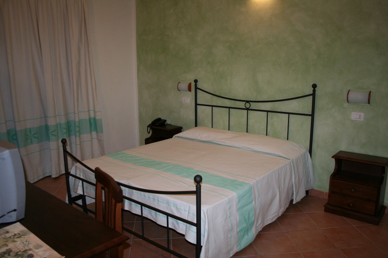 Bedroom 4, Hotel La Fattoria, Sassari