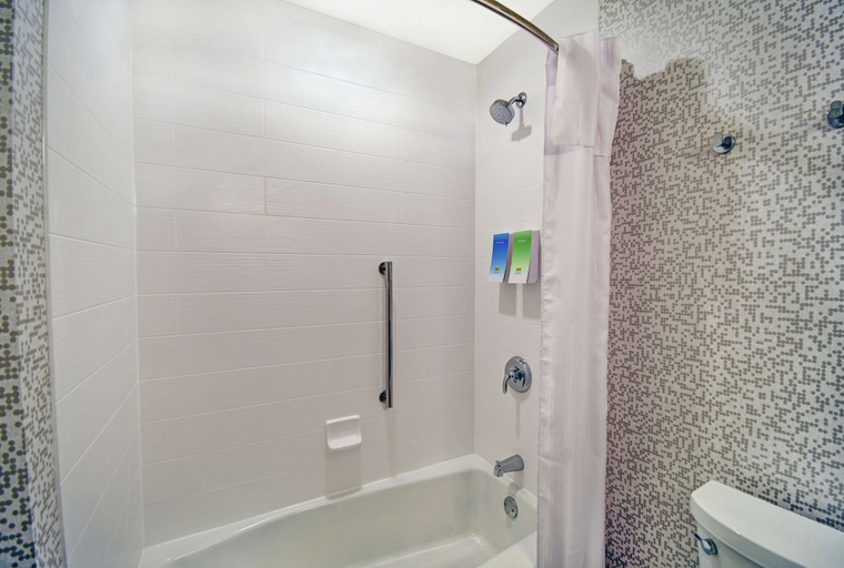Bathroom 5, Home2 Suites by Hilton Beloit, Rock