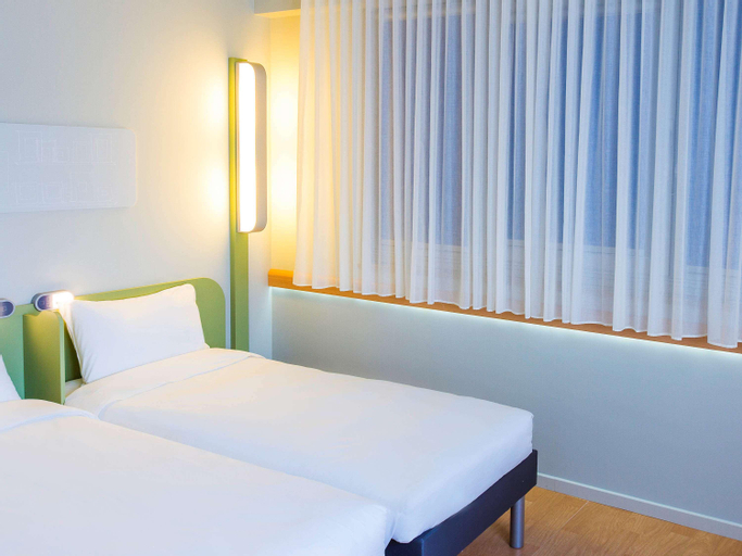 Room 2