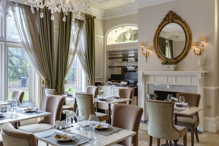 Food & Drinks 5, St Paul's Hotel, London
