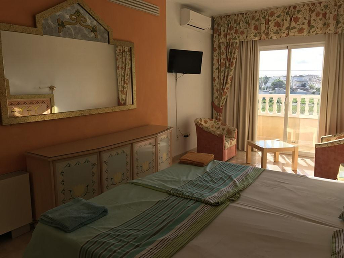 Bedroom 3, Hotel Algorfa, Alicante