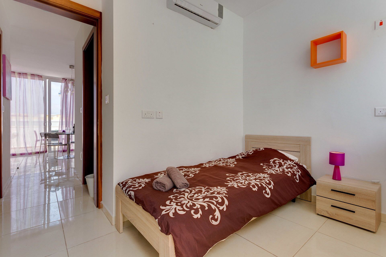 Bedroom 3, Modern Penthouse in the Heart of Saint Julian's, St Julian's