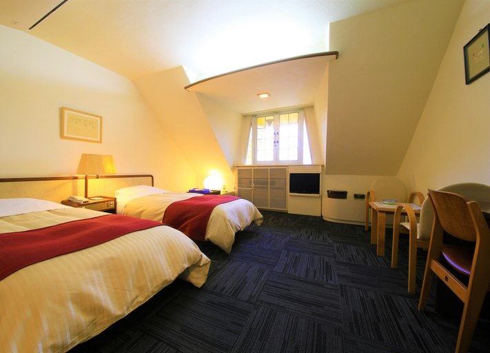 Bedroom 3, Komagatake Grand Hotel, Semboku