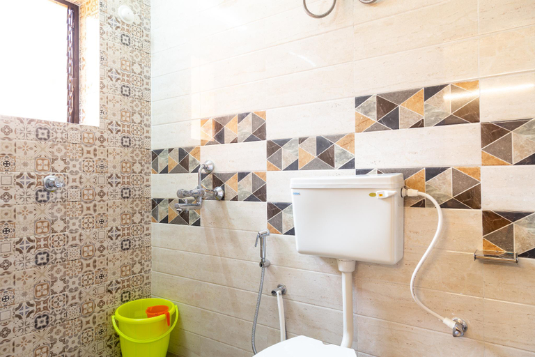 Bathroom 3, Casa Stay, 2 Bedroom Apartment with Pool Candolim , North Goa