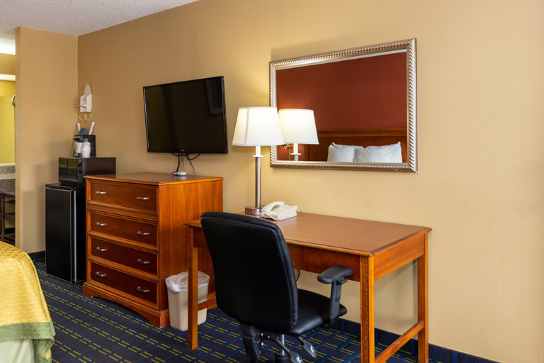 Bedroom 2, SHELBY INN, Shelby