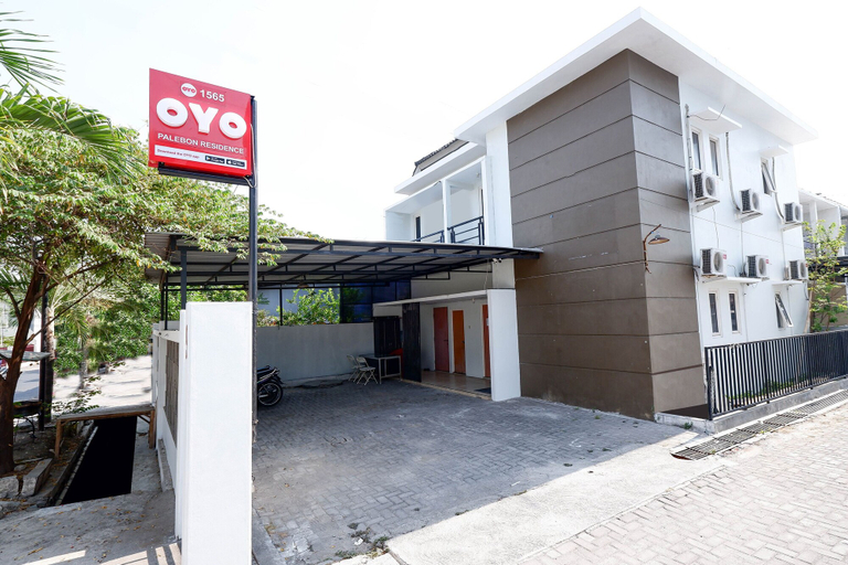 Exterior & Views 2, Hotel O Palebon Residence, Semarang