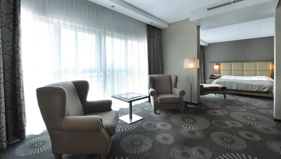 Bedroom 4, Van der Valk Theaterhotel Almelo, Almelo