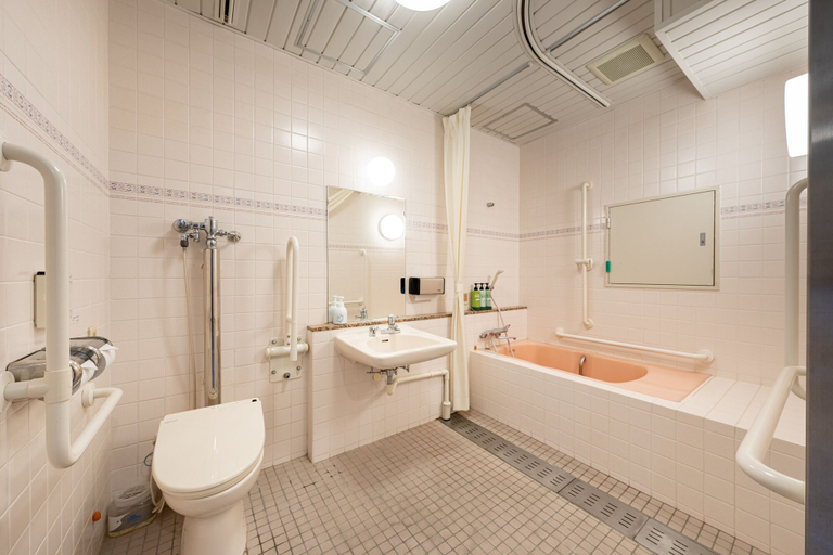 Bathroom 4, Kamenoi Hotel Toba, Toba