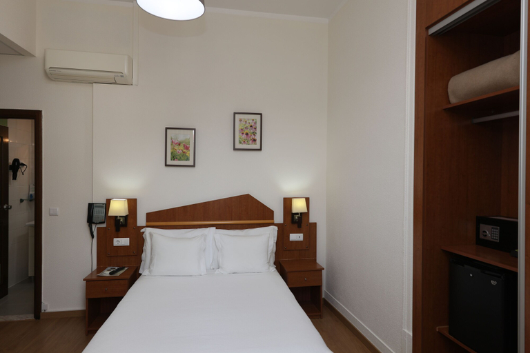 Bedroom 4, Pensão Praça da Figueira, Lisbon