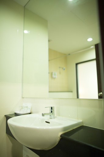 Bathroom 4, Phanomrung Puri Boutique Hotels and Resorts, Nang Rong