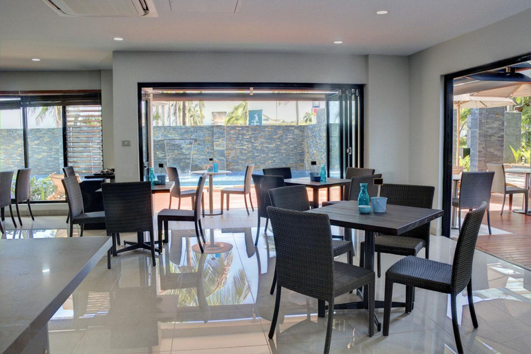 Food & Drinks 5, The Palms Denarau Fiji, Ba