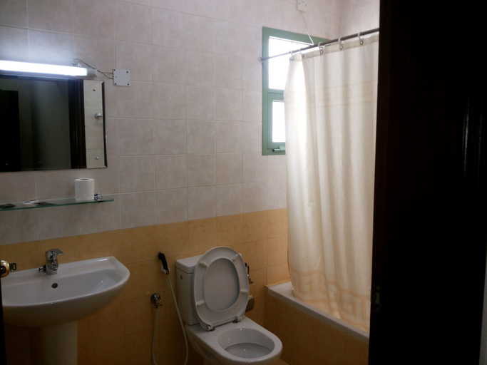 Bathroom 4, Dar Al Deyafa Hotel Apartment, Bausher