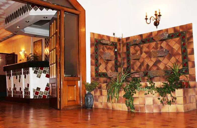 Others 5, Hotel Sol, Córdoba
