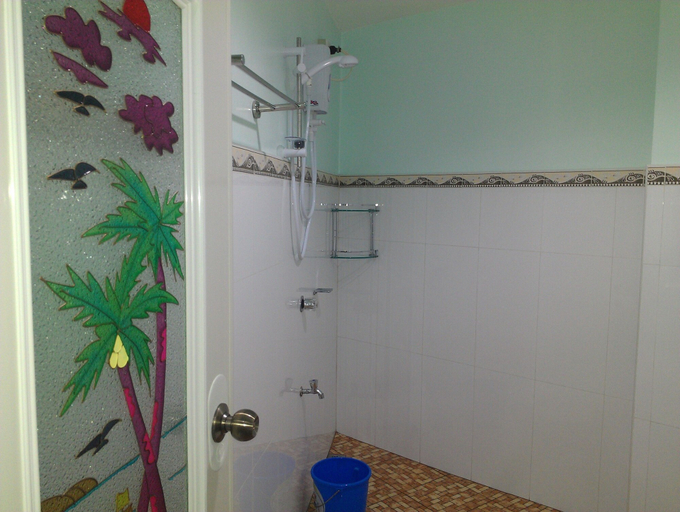 Bathroom 4, Cool Stay Inn, Malay