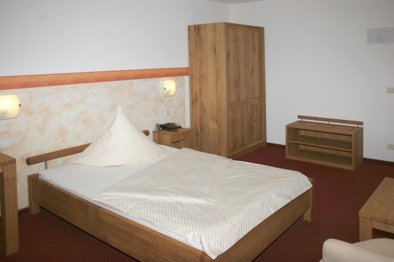 Bedroom 2, Hotel Restaurant Flora, Rhein-Kreis Neuss