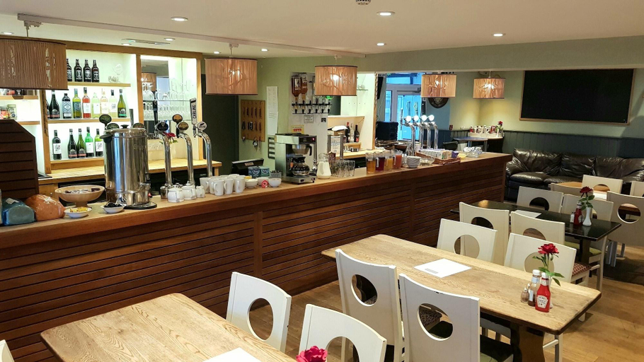 Food & Drinks 4, Cornishman Inn, Cornwall