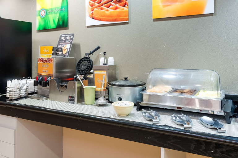 Food & Drinks 5, Quality Inn & Suites Lake Charles South, Calcasieu