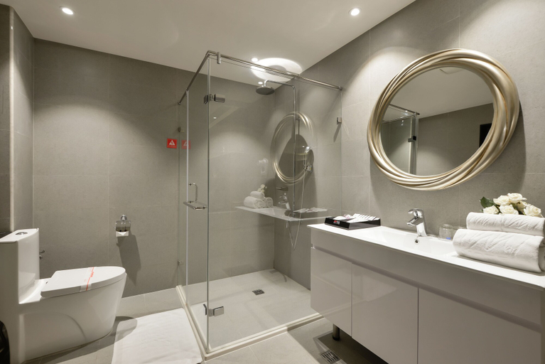 Bathroom 3, M hotel, Nantou