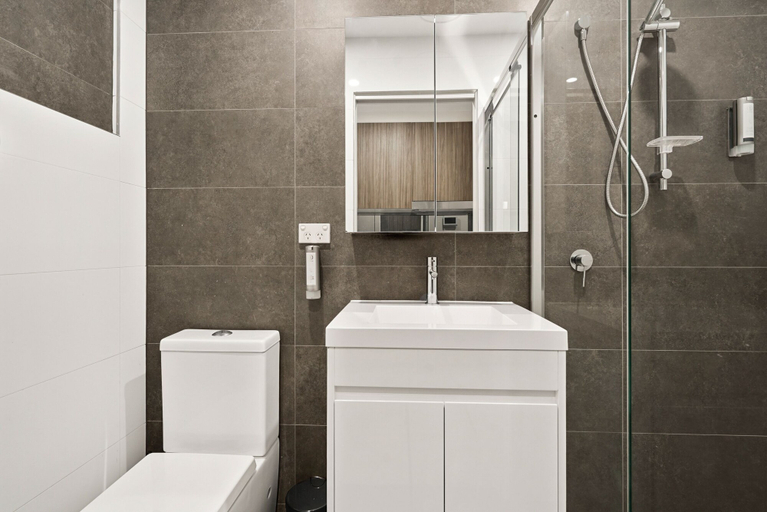Bathroom 3, Coogee Studio Apartments, Sydney