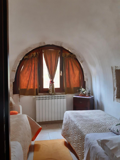Bedroom 4, Trulli sotto La Cupa, Taranto