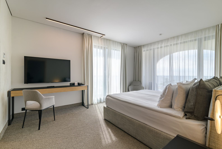 Bedroom 3, Ensana Aquahouse Health Spa Hotel, Varna